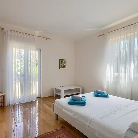 Toni Apartament Pula